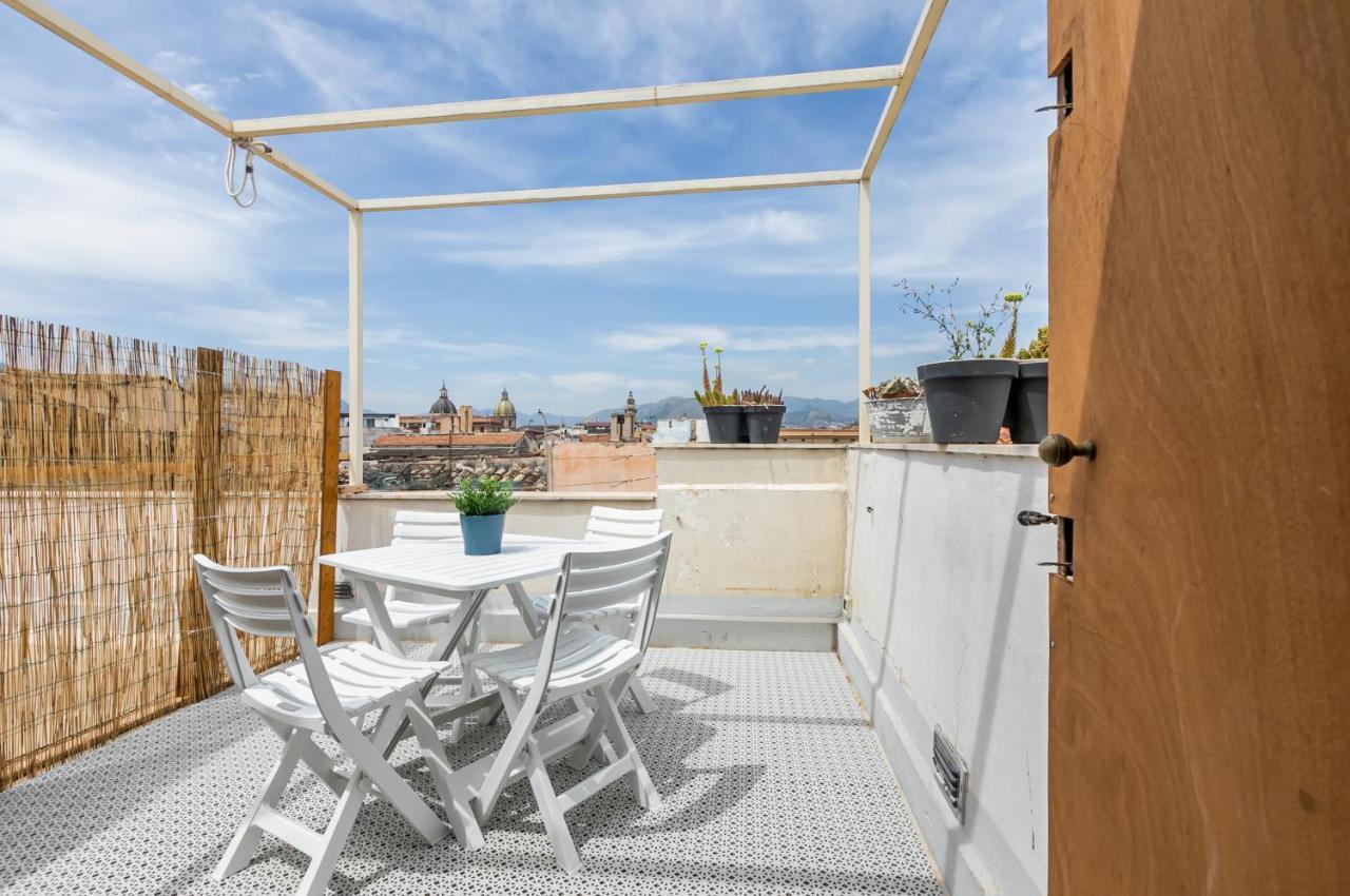 Vucciria Central Flat With Small Terrace Palermo Eksteriør bilde